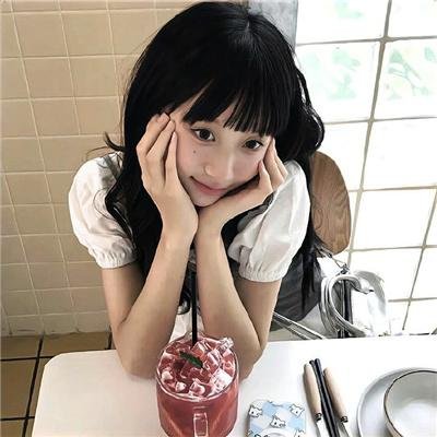 菲比梦游仙境